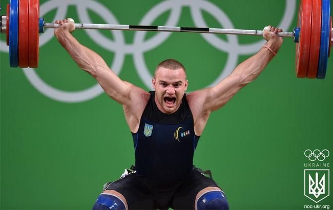 Українець обійшов росіянина у боротьбі за титул чемпіона Європи Українець обійшов росіянина у боротьбі за титул чемпіона Європи