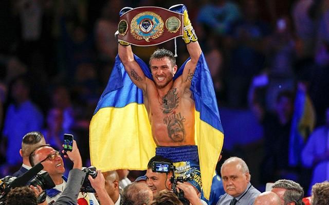 Ломаченко отримав коштовний подарунок від президента боксерської асоціації Ломаченко отримав коштовний подарунок від президента боксерської асоціації