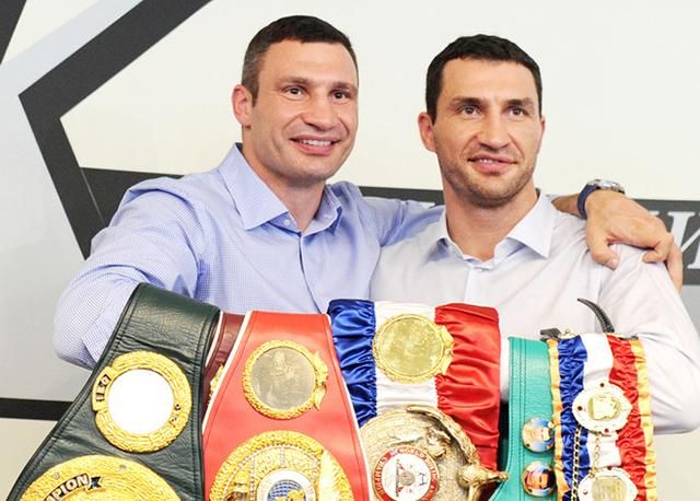 Віталій Кличко звернувся до вболівальників перед важливим боєм свого брата Віталій Кличко звернувся до вболівальників перед важливим боєм свого брата