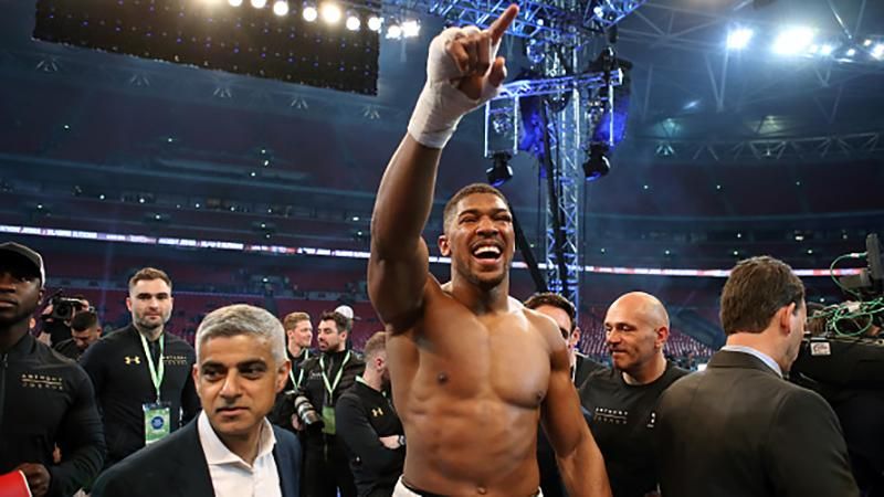 Джошуа раскрыл причины успеха братьев Кличко Джошуа раскрыл причины успеха братьев Кличко