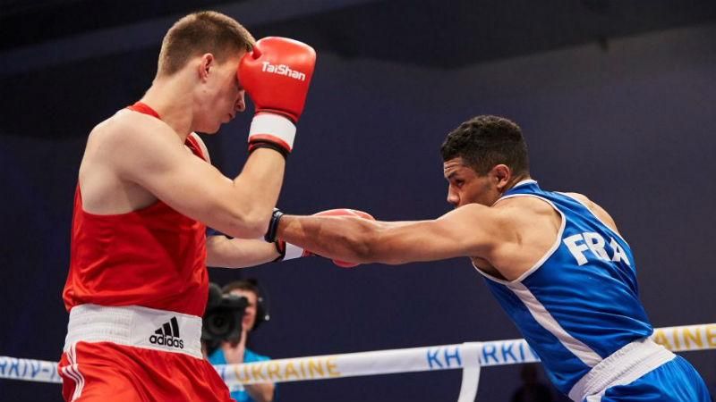 Порошенко поздравил украинских боксеров с эффектной победой на чемпионате Европы Порошенко поздравил украинских боксеров с эффектной победой на чемпионате Европы