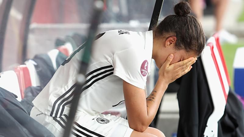 Германия, побеждавшая на Евро 6 раз подряд, сенсационно вылетела с турнира