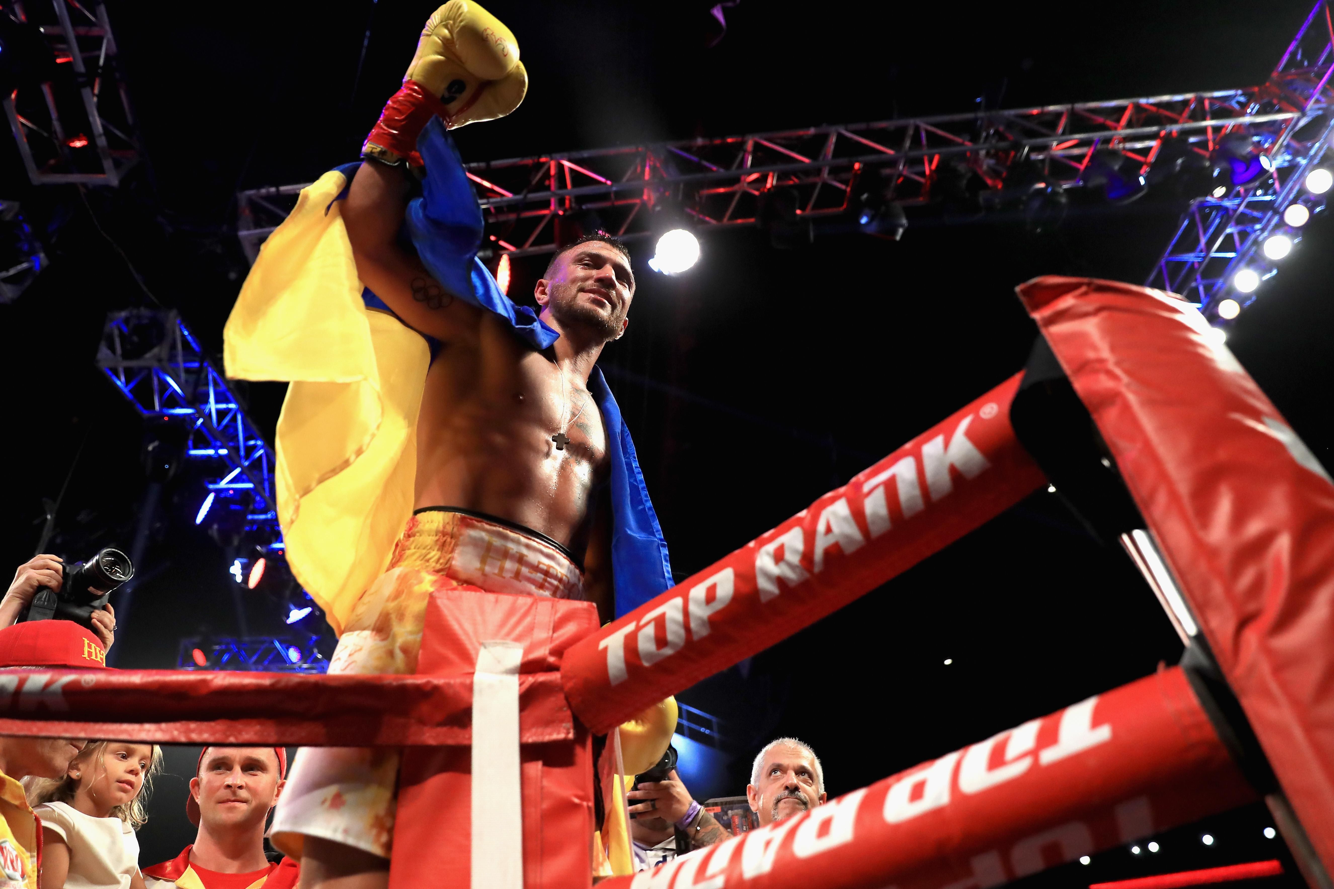 Ломаченко остроумно поиздевался над Марриагу: опубликовано видео Ломаченко остроумно поиздевался над Марриагу: опубликовано видео