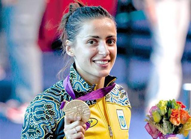 Українська чемпіонка Олімпіади з фехтування народила двійню