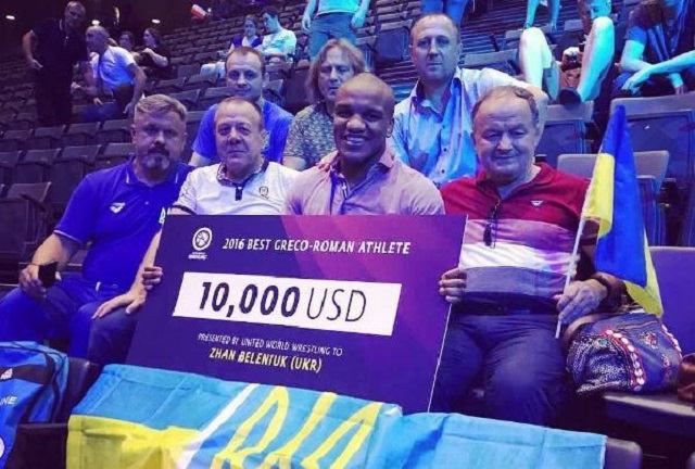 Українець Жан Беленюк став найкращим борцем у світі Українець Жан Беленюк став найкращим борцем у світі