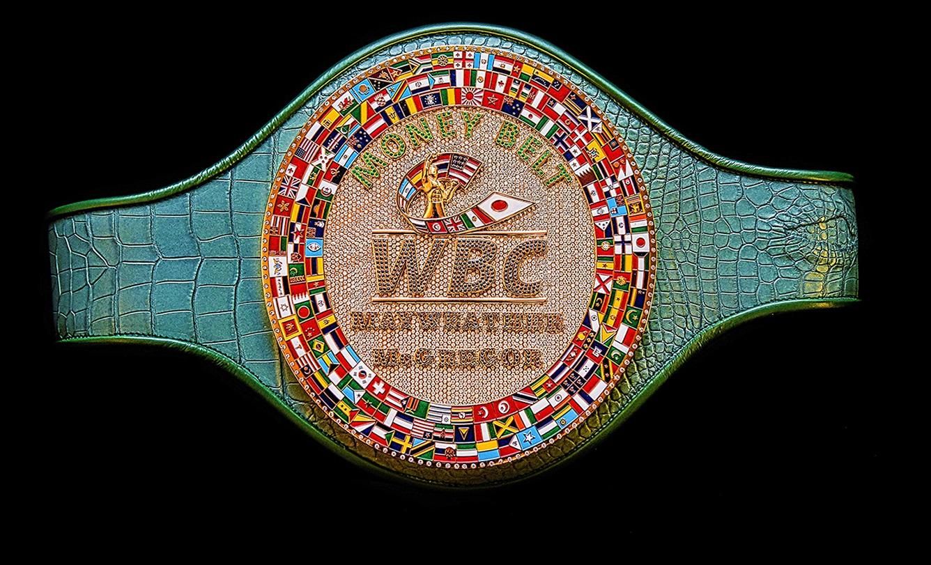 Показали унікальний трофей, який отримає переможець бою Мейвезер – Макгрегор Показали унікальний трофей, який отримає переможець бою Мейвезер – Макгрегор