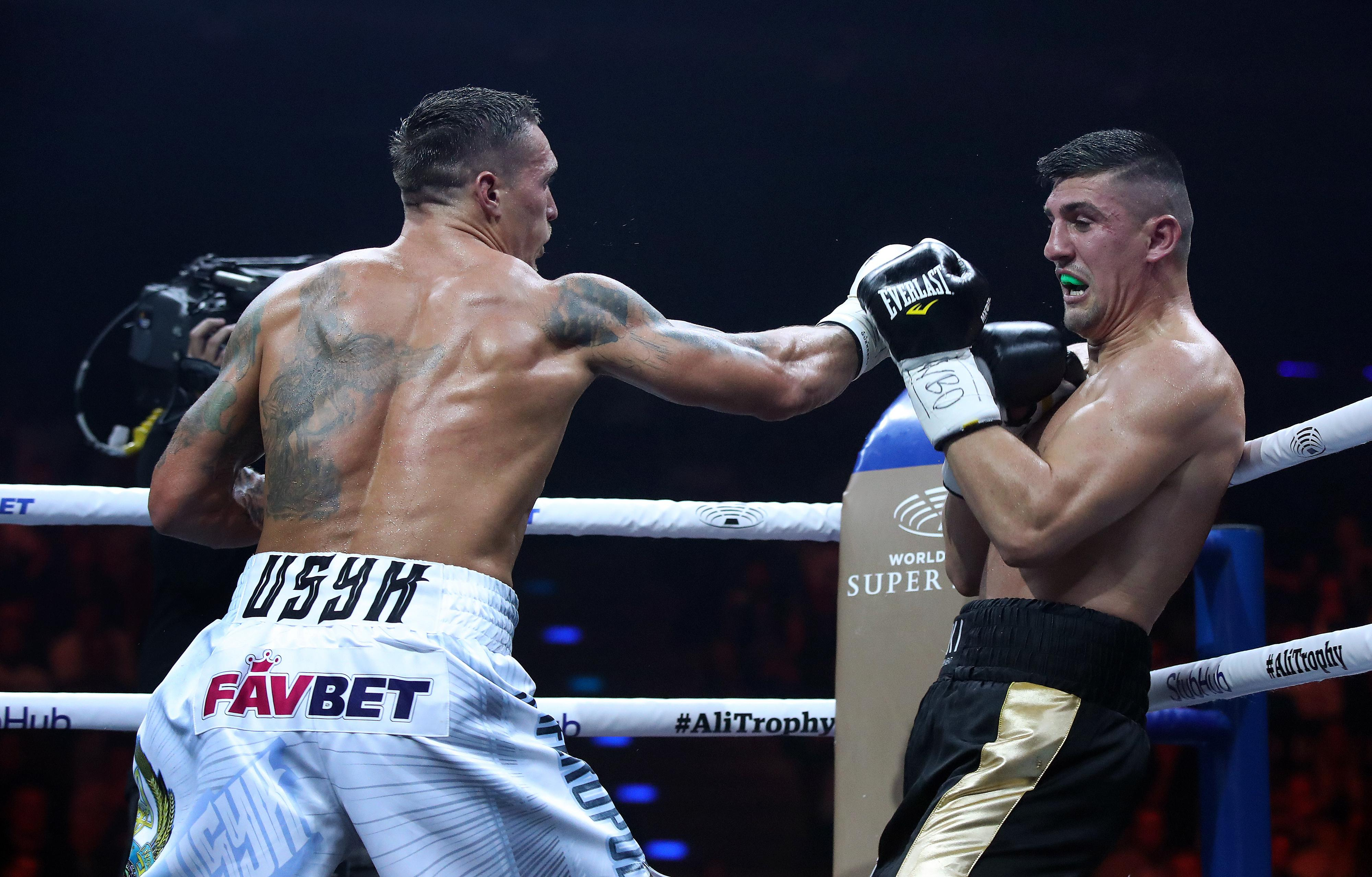 Усик и оббежит, и обплывет Хука, – известный менеджер дал свою оценку боя