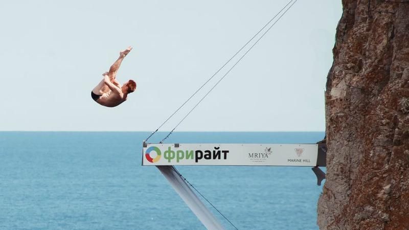 Двоє британських спортсменів поплатились за поїздки в окупований Крим Двоє британських спортсменів поплатились за поїздки в окупований Крим