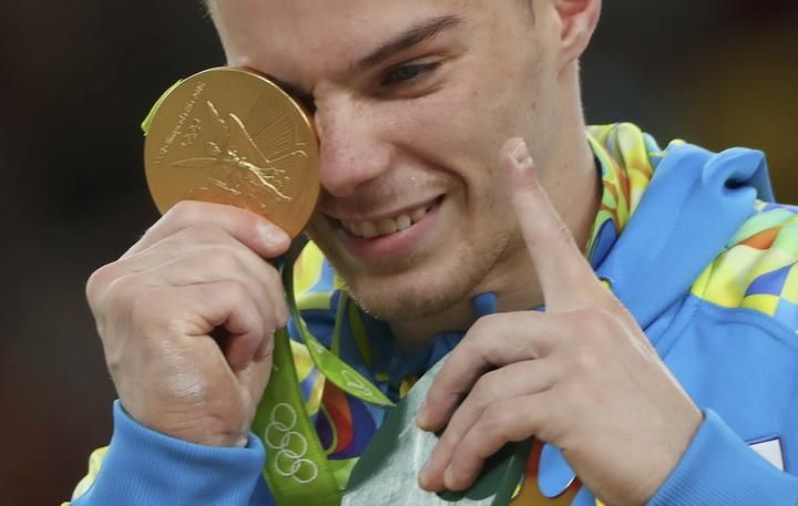 Український олімпійський чемпіон Верняєв на рік залишиться поза спортом
