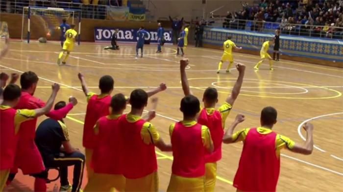 Збірна України переграла італійських чемпіонів з футзалу Збірна України переграла італійських чемпіонів з футзалу