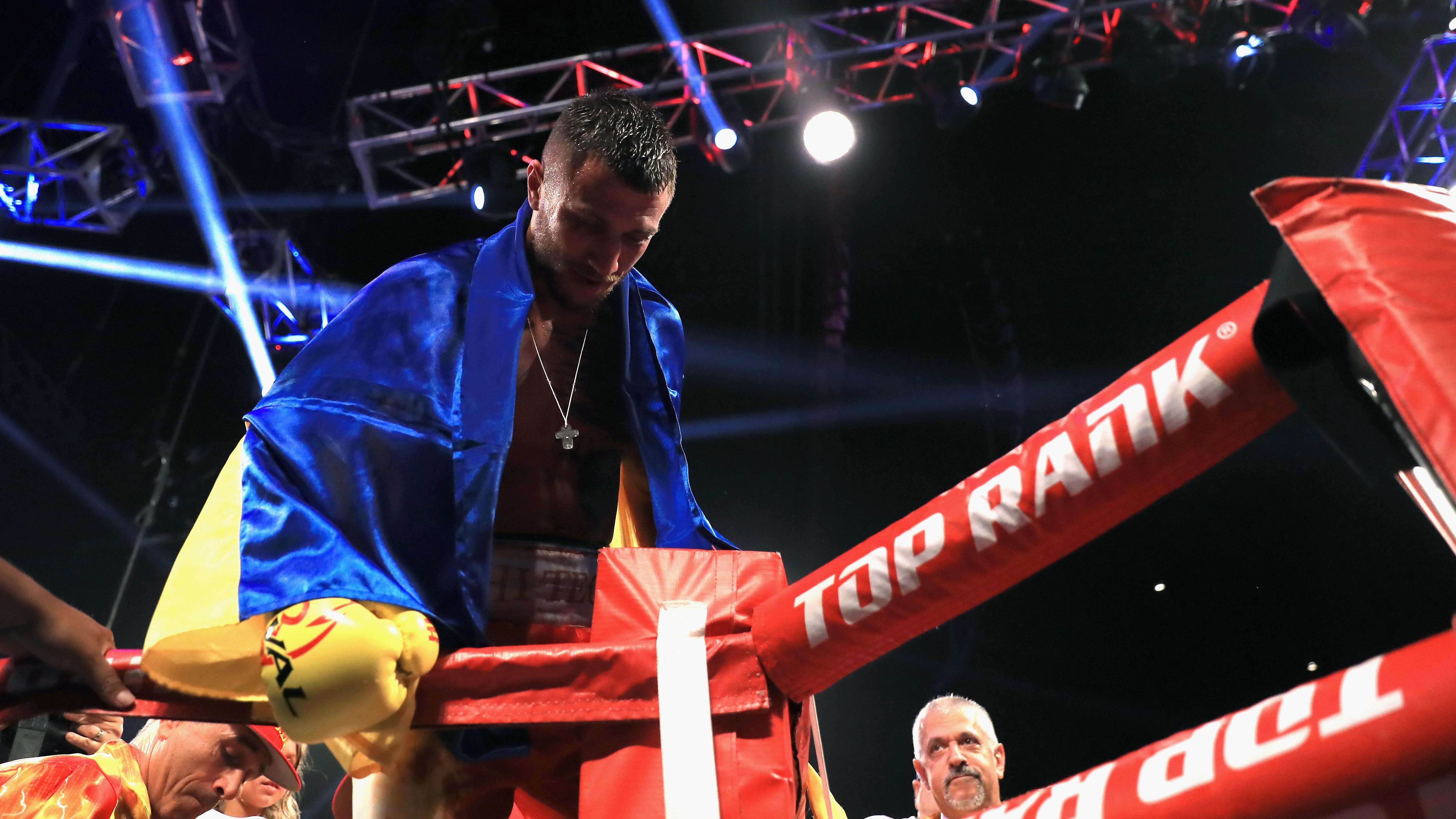 Ломаченко звернувся до фанатів із незвичним проханням Ломаченко звернувся до фанатів із незвичним проханням