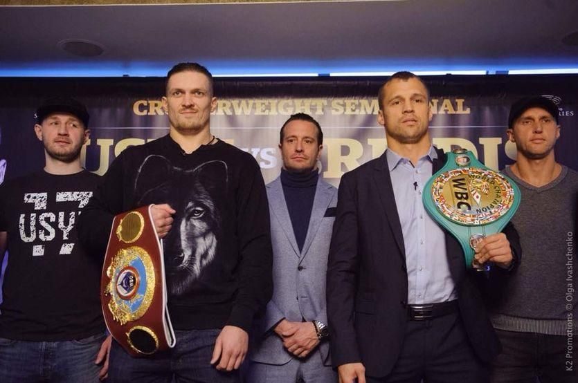 Бій Усик – Брієдіс: визначився переможець найважливішої дуелі поглядів Бій Усик – Брієдіс: визначився переможець найважливішої дуелі поглядів