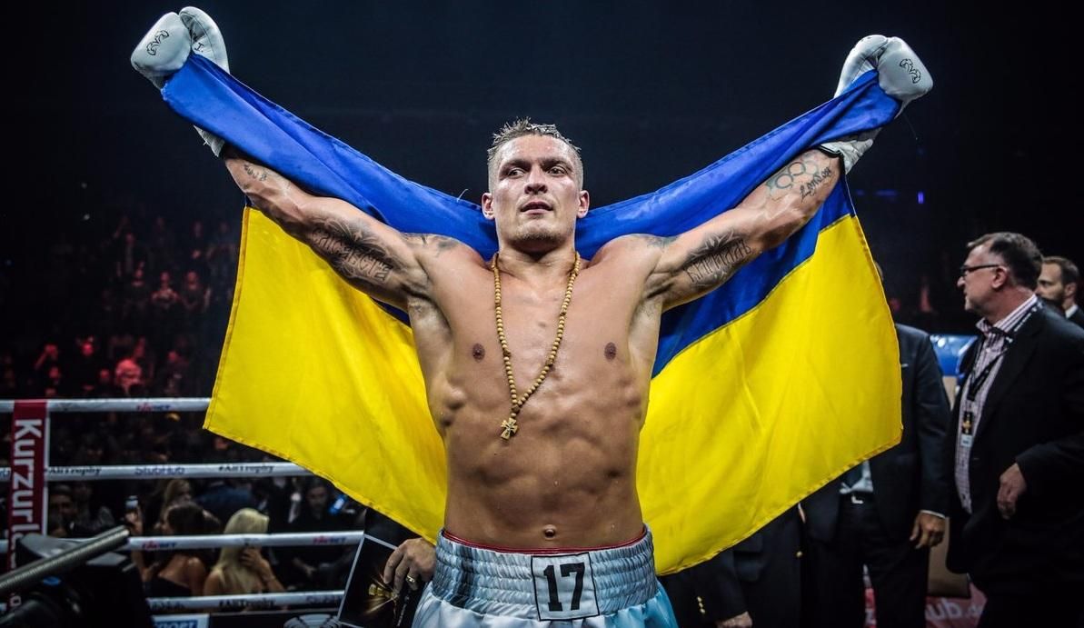 Перший коментар Усика після бою: Це мої найважчі 12 раундів Перший коментар Усика після бою: Це мої найважчі 12 раундів