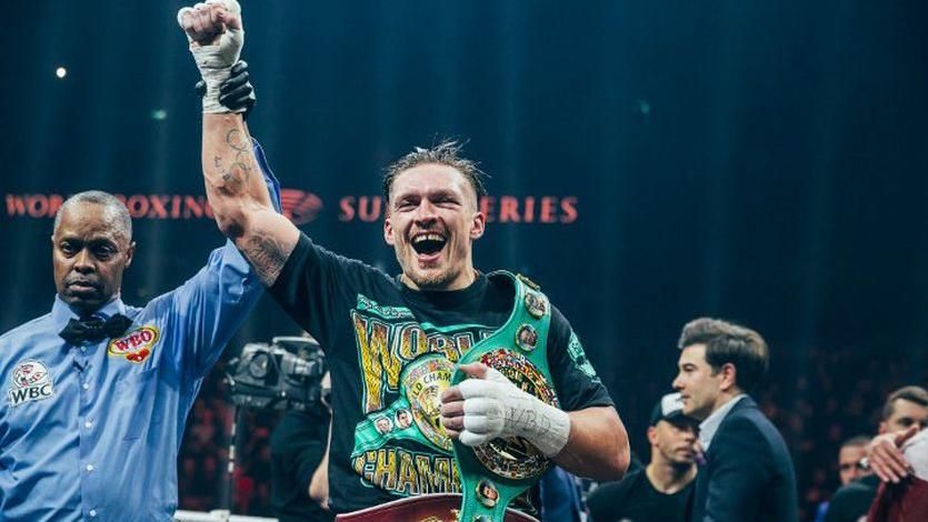 Усик побив рекорд Холіфілда та повторив досягнення Кличка Усик побив рекорд Холіфілда та повторив досягнення Кличка