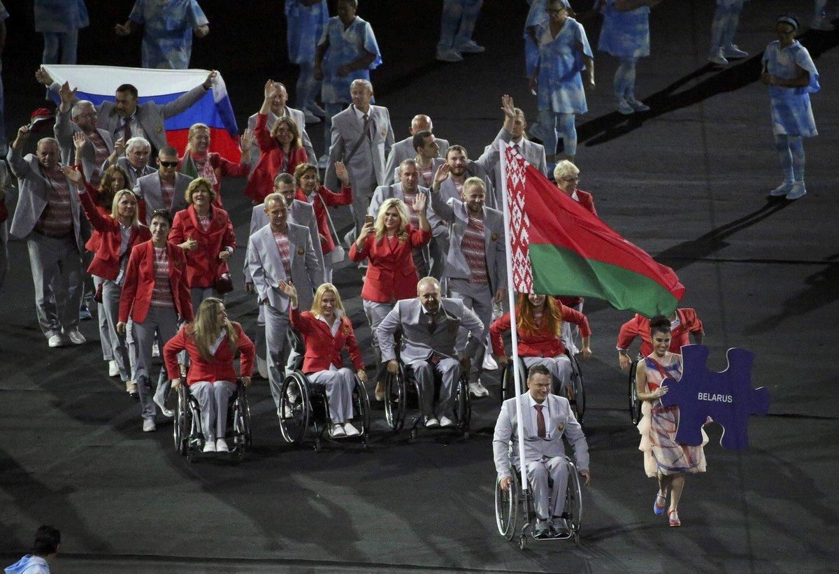Білорусам заборонили демонструвати російський прапор на Паралімпіаді