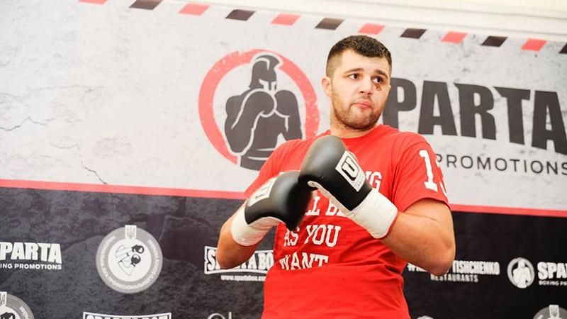 Український боксер Радченко спробував на рингу повторити успіх Усика Український боксер Радченко спробував на рингу повторити успіх Усика