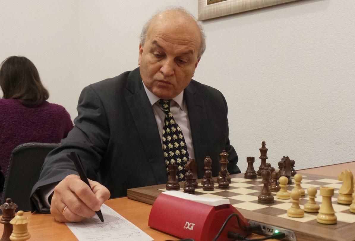 Легендарний шахіст – про  Україну з людським обличчям, відданого Іванчука і монополію Ахметова