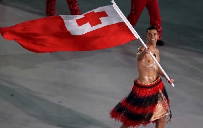 Універсальний солдат: прапороносець з Тонга після Пхьончхану хоче бути плавцем на Олімпіаді-2020