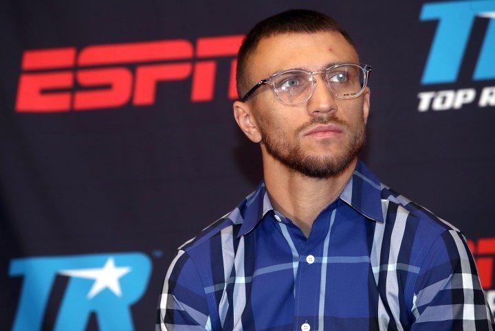 Ломаченко і Усик влаштували на 30-річчі боксера запальні танці: відео Ломаченко і Усик влаштували на 30-річчі боксера запальні танці: відео