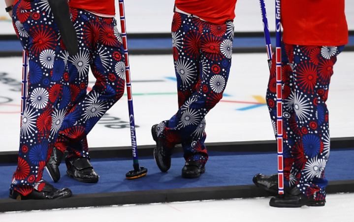 "На стиле": норвежские керлингисты поражают модой на Олимпиаде-2018 – яркая подборка