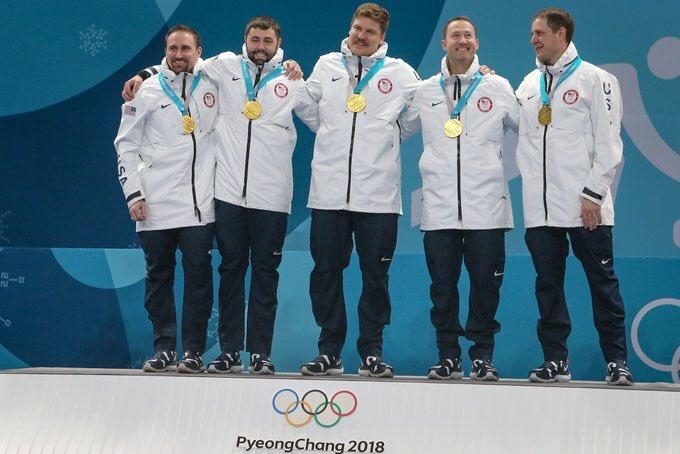 Олімпіада-2018: на нагородженні переможців з керлінгу сталась курйозна помилка