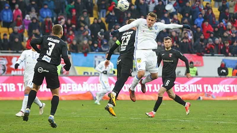 Появилось видео, как "Верес" деклассировал киевское "Динамо" во Львове Появилось видео, как "Верес" деклассировал киевское "Динамо" во Львове