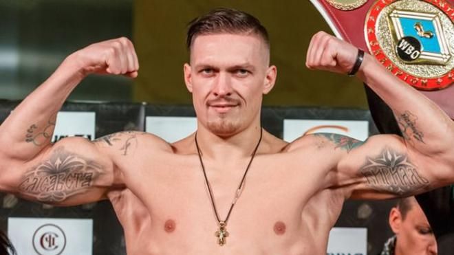 Олександр Усик прибув на тренувальний збір в Іспанію: фото Олександр Усик прибув на тренувальний збір в Іспанію: фото