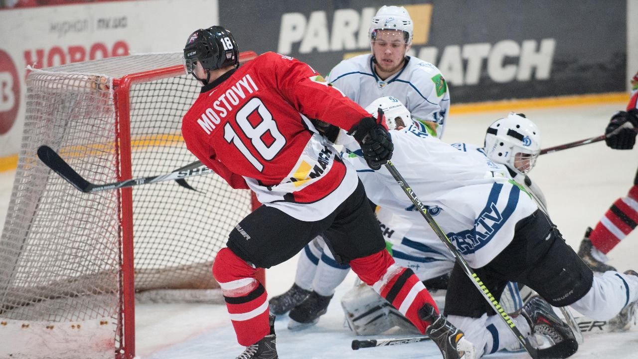 Хокей: "Донбас" розгромив харківське "Динамо" та впевнено стартував у плей-офф УХЛ