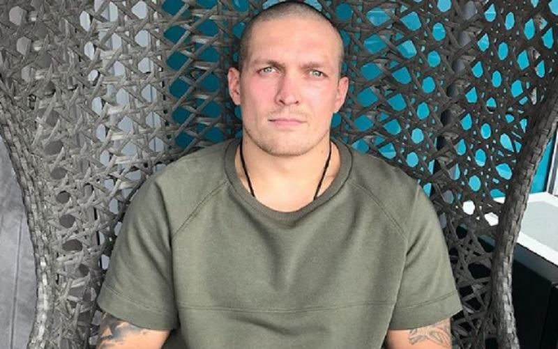 Усик "обнулився": фотодоказ Усик "обнулився": фотодоказ