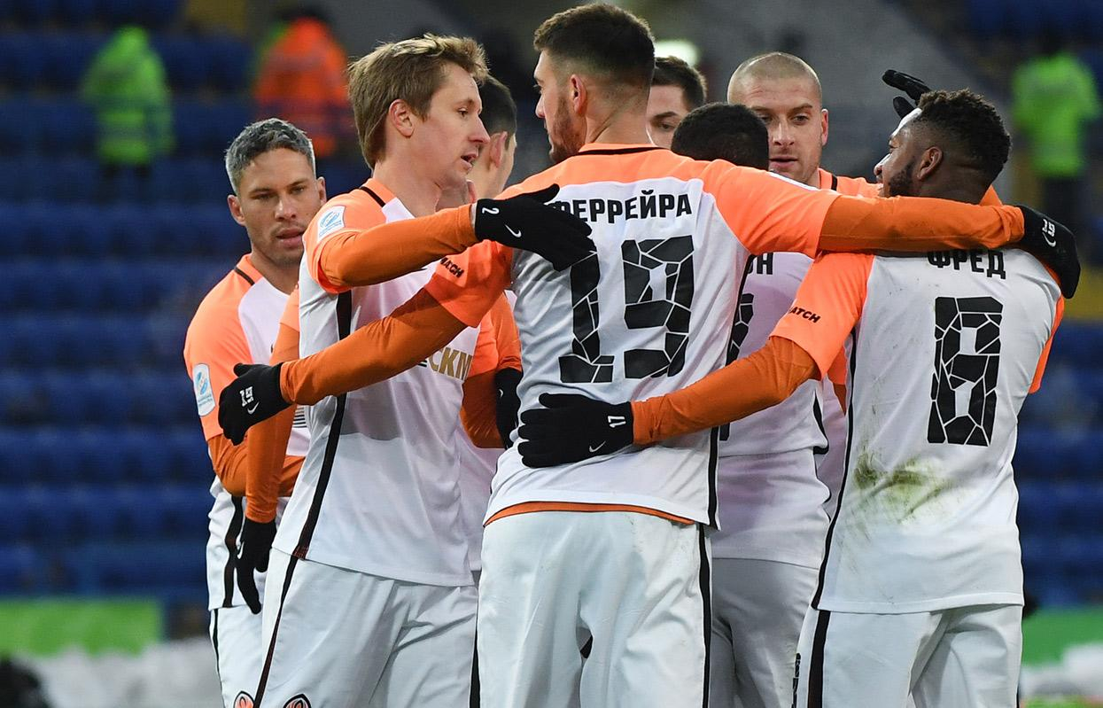 Футбол. УПЛ. 24 тур. Шахтер побеждает Мариуполь, Динамо громит Ворсклу