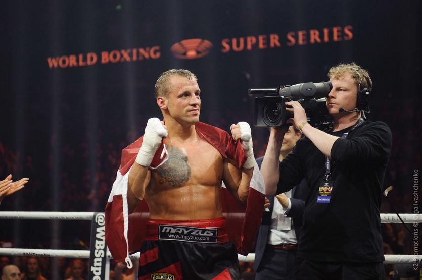 Первый запасной: назвали боксера, который может заменить Усика в финале WBSS