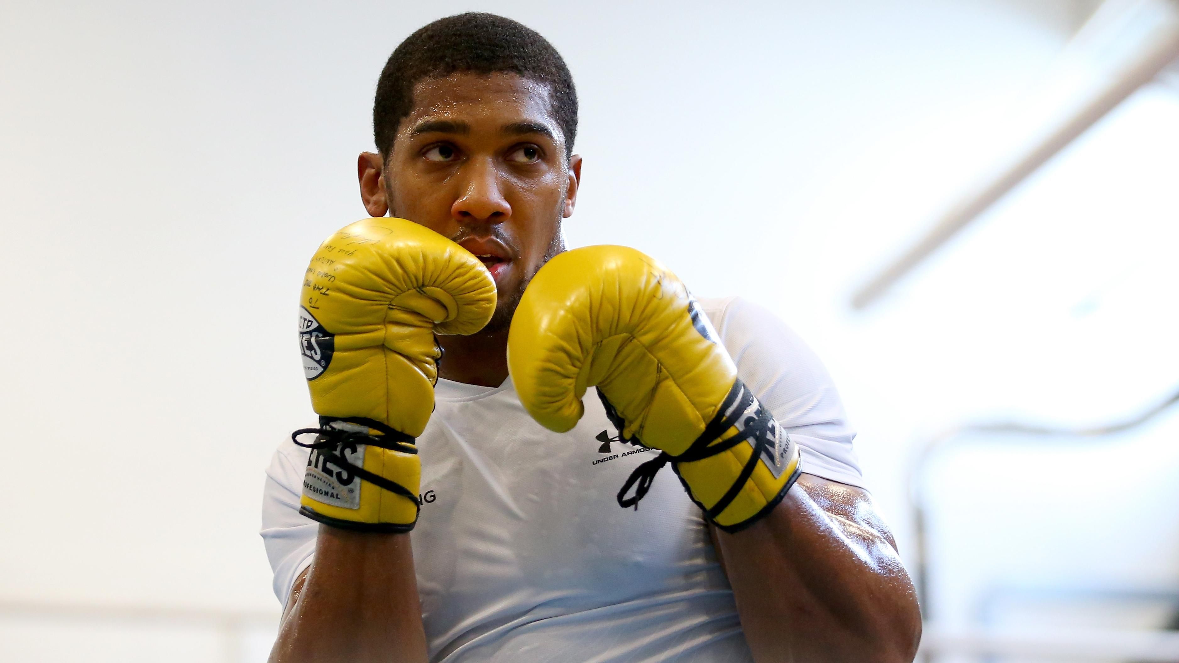 Обидчик Кличко Джошуа ни при каких обстоятельствах не хочет боксировать в России Обидчик Кличко Джошуа ни при каких обстоятельствах не хочет боксировать в России