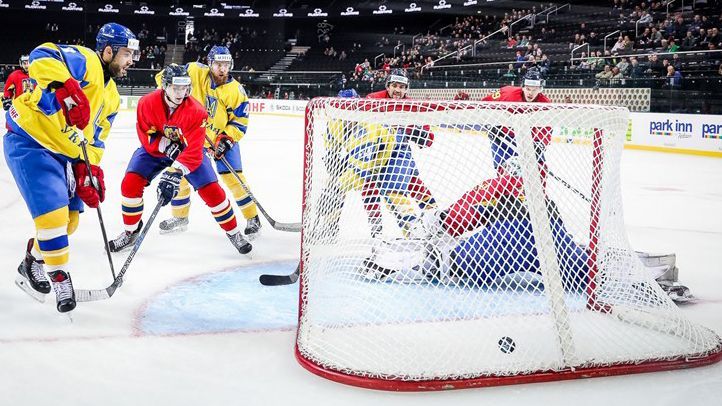 Украина одержала разгромную победу на старте чемпионата мира по хоккею