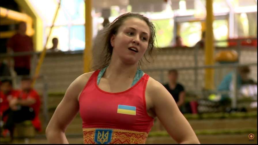 Украинские борчихи поехали на соревнования в Россию: завоевали 1 медаль на десятерых
