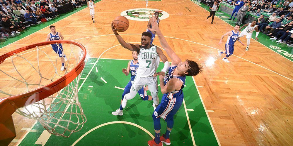 NBA: "Бостон" вышел в финал Западной конференции, где сыграет с "Кливлендом" NBA: "Бостон" вышел в финал Западной конференции, где сыграет с "Кливлендом"