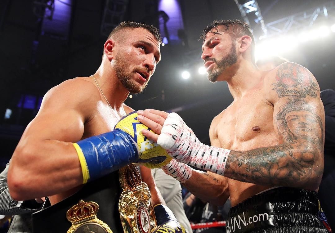 Бой Ломаченко - Линарес: опубликованы оценки судей поединка Бой Ломаченко - Линарес: опубликованы оценки судей поединка