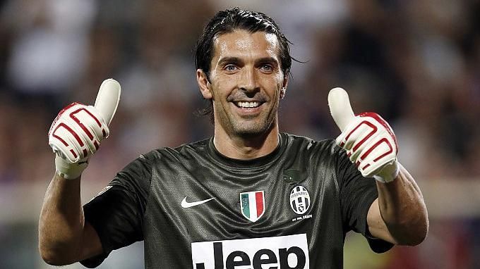 "Ювентус" відсвяткував сьоме поспіль Скудетто і провів легенду Джанлуїджі Буффона "Ювентус" відсвяткував сьоме поспіль Скудетто і провів легенду Джанлуїджі Буффона