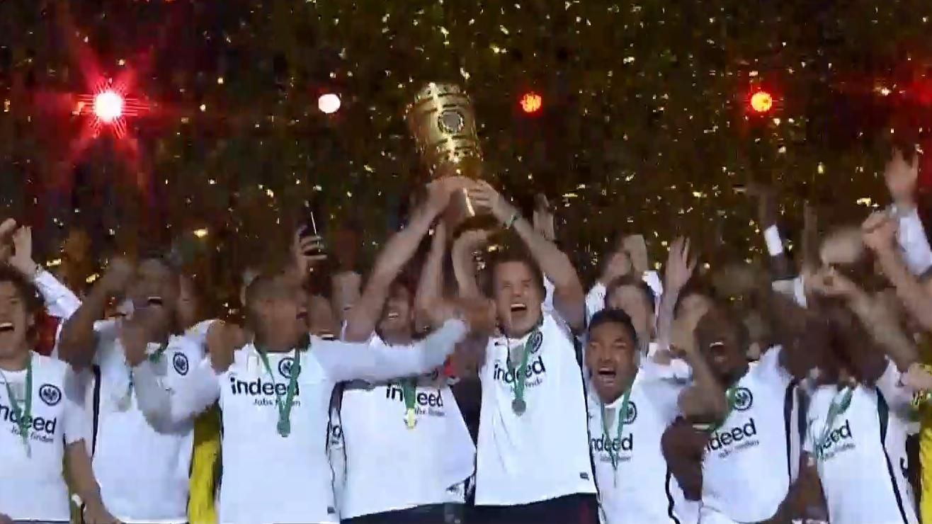 "Баварія" сенсаційно поступилась "Айнтрахту" у фіналі Кубка Німеччини