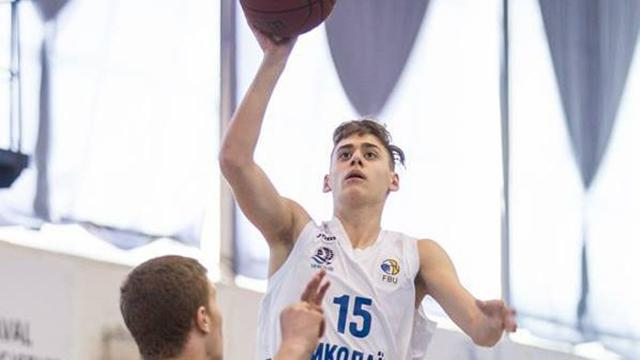 Украинский баскетболист набрал рекордные 110 очков за одну игру