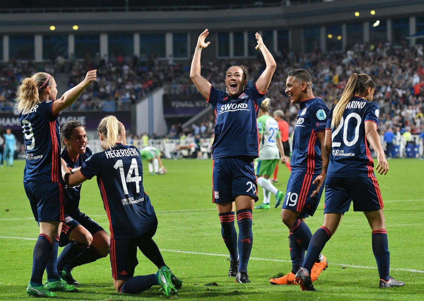 Вольфсбург - Лион: обзор финала женской Лиги чемпионов 2018 Вольфсбург - Лион: обзор финала женской Лиги чемпионов 2018