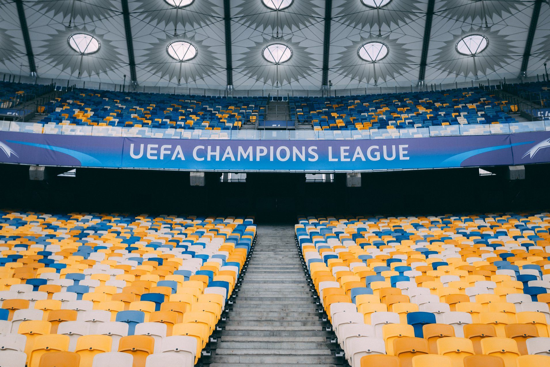 Игроки "Реала" и "Ливерпуля" прибыли в Киев: что они постят в Instagram
