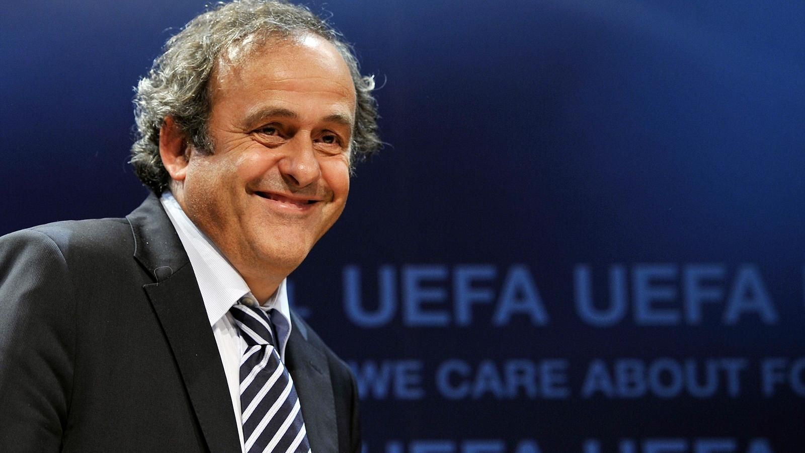 С экс-президента УЕФА Платини прокуратура сняла все обвинения, – Le Monde