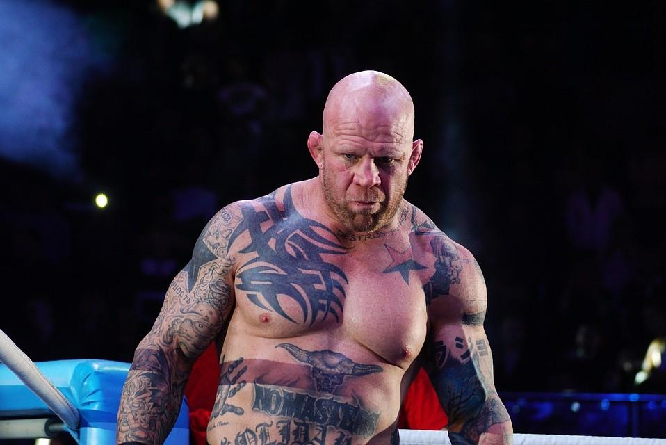 Путин дал гражданство скандальному американскому бойцу Джеффу Монсону