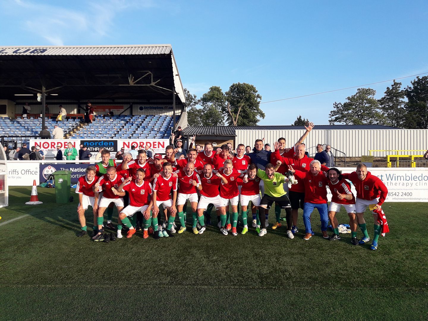 ФФУ розслідує участь українських футболістів у сепаратистському "Кубку світу" ФФУ розслідує участь українських футболістів у сепаратистському "Кубку світу"