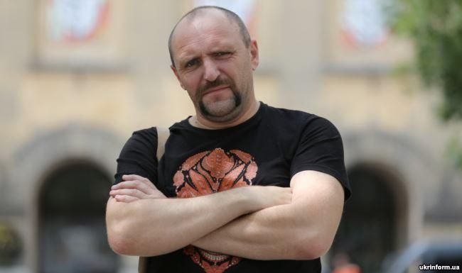 Ми дали гарного копняка Росії, – автор резонансних антиросійських плакатів до ЧС-2018 Ми дали гарного копняка Росії, – автор резонансних антиросійських плакатів до ЧС-2018