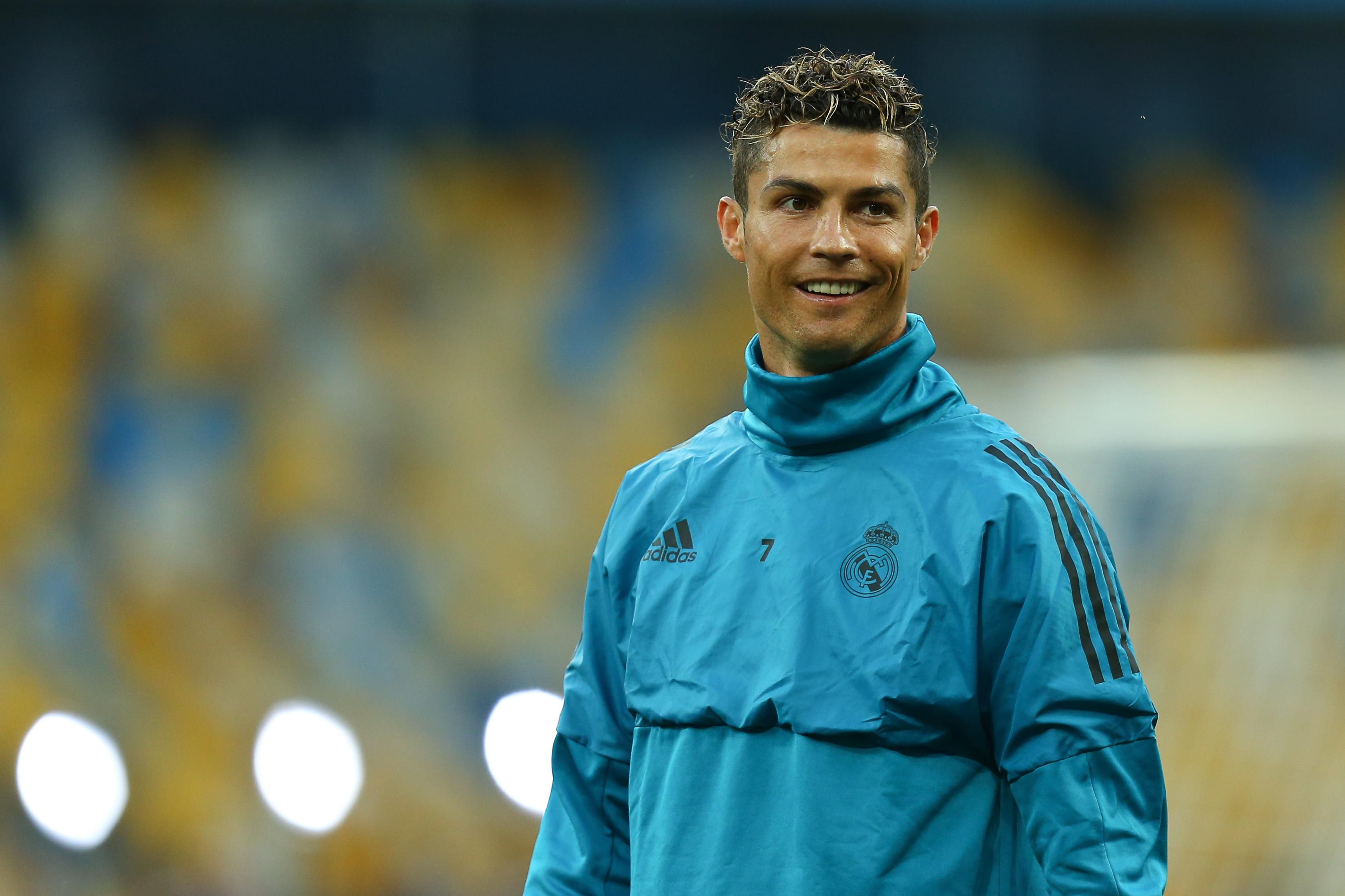 За податкові махінації Кріштіану Роналду "світив" реальний термін, але дали 2 роки умовно За податкові махінації Кріштіану Роналду "світив" реальний термін, але дали 2 роки умовно