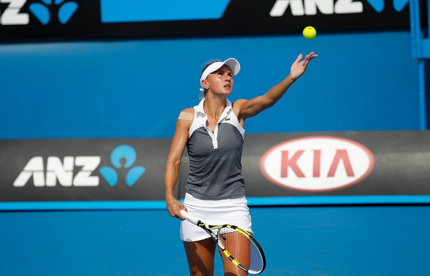 Цуренко победила Уотсон в турнире в Бирмингеме Цуренко победила Уотсон в турнире в Бирмингеме