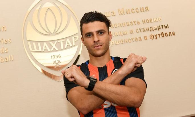 Стала відома зарплата Мораєса в "Шахтарі" Стала відома зарплата Мораєса в "Шахтарі"
