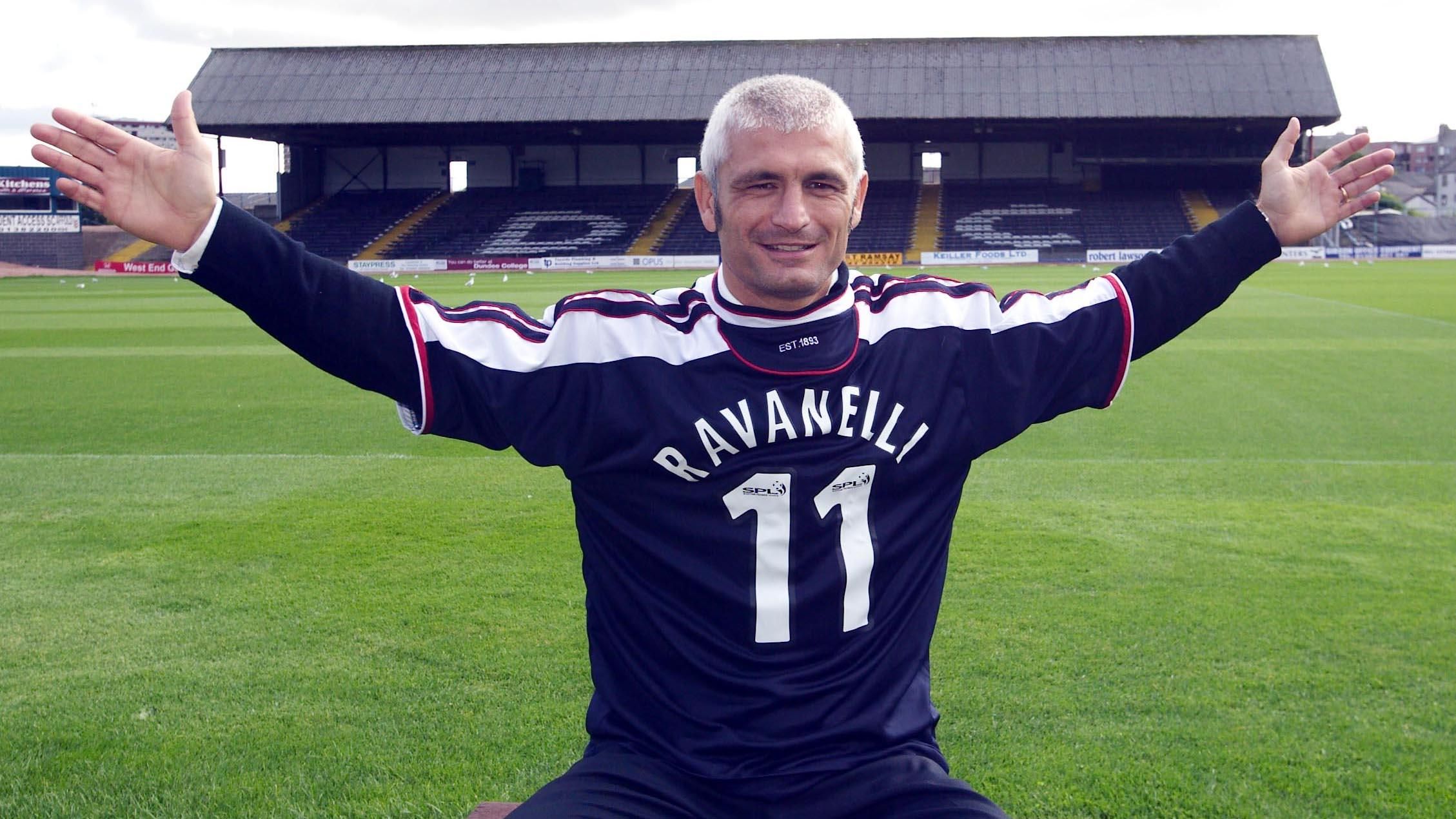 Экс-футболист Ювентуса подписал контракт с Арсеналом по схеме 1+1 Экс-футболист Ювентуса подписал контракт с Арсеналом по схеме 1+1