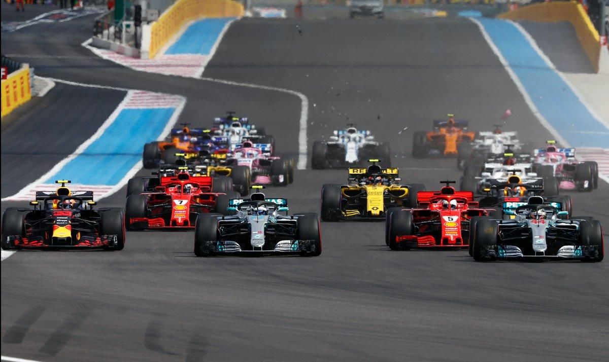 Формула-1: Хэмилтон выиграл гран-при Франции после столкновения на старте